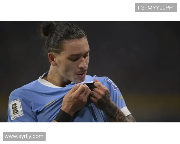 努涅斯在足球赛场的崛起与挑战解析,展望未来发展潜力与职业生涯轨迹 努涅斯在足球赛场的崛起与挑战解析,展望未来发展潜力与职业生涯轨迹