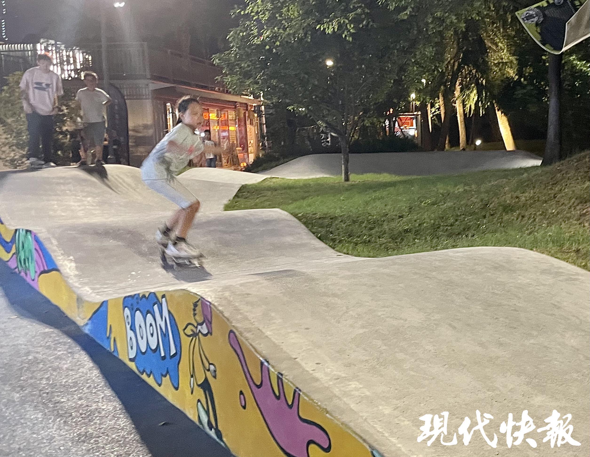 天行体育入口文脉华章｜奥运刮起“潮玩”风体育文化的年轻态表达(图4)